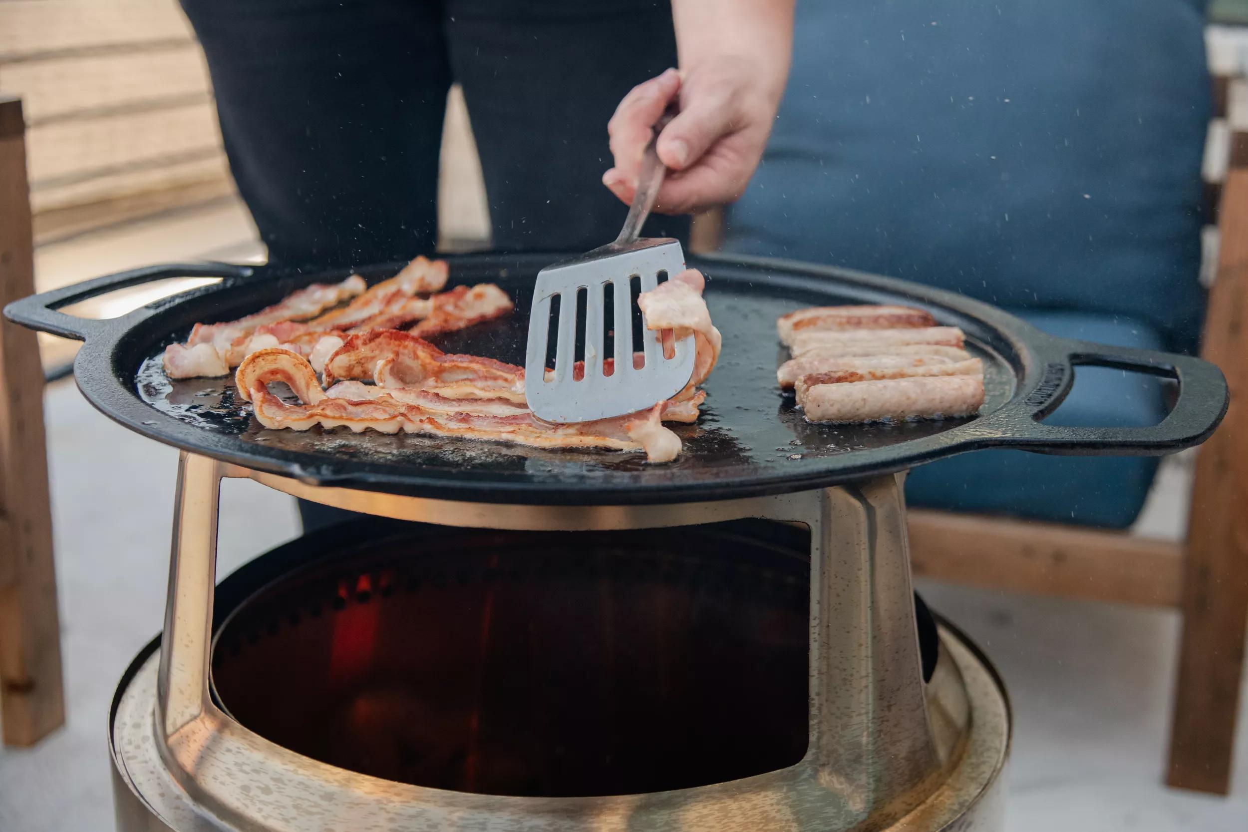 Bonfire Cast Iron Griddle Top + Hub