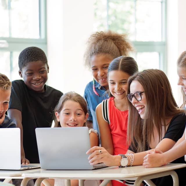 English courses for children and teenagers