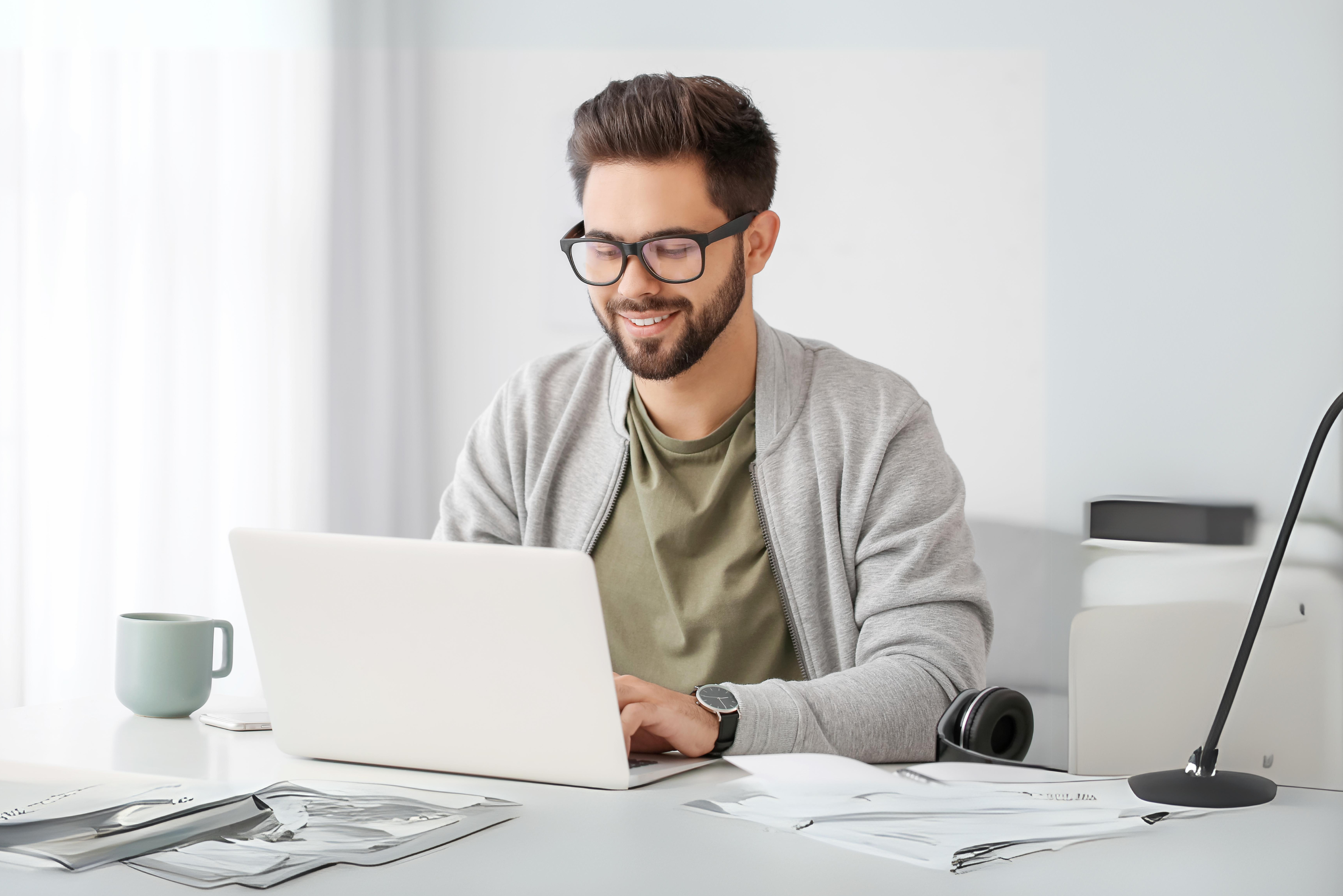 Kurs francuskiego online - wygodnie, efektywnie, na Twoich zasadach
