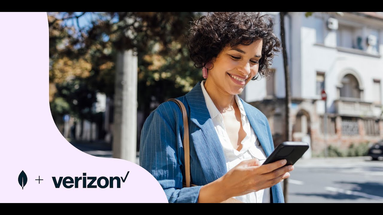 Robert Belson, Principal Engineer of Corporate Strategy at Verizon, discusses how Verizon is working with MongoDB to pioneer 5G connectivity and data storage at the edge.