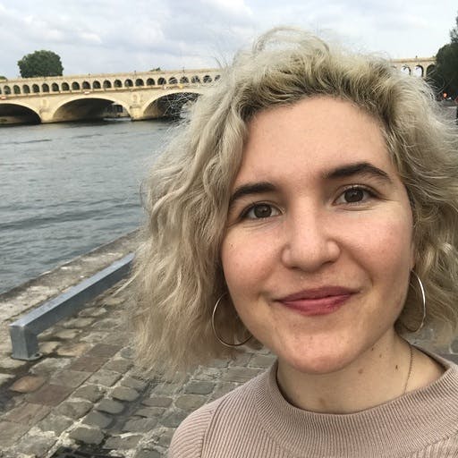 Olivia Cohen - Photo