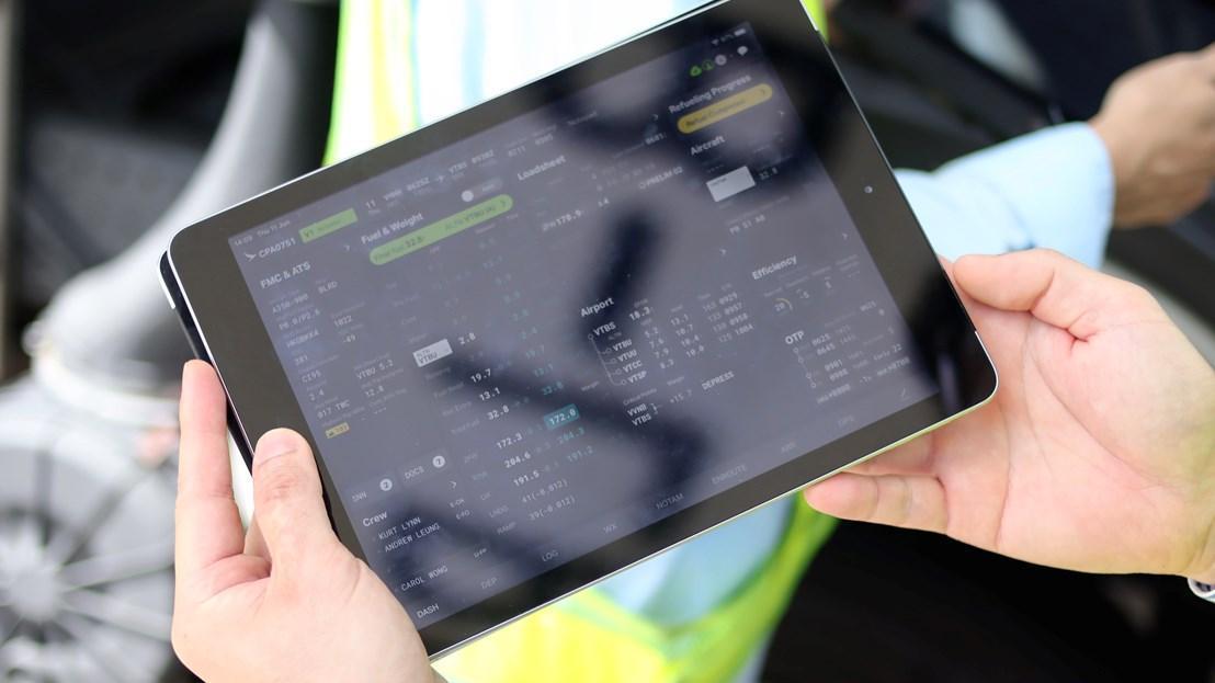 Photo of the tablet device with Flight Folder app on board.