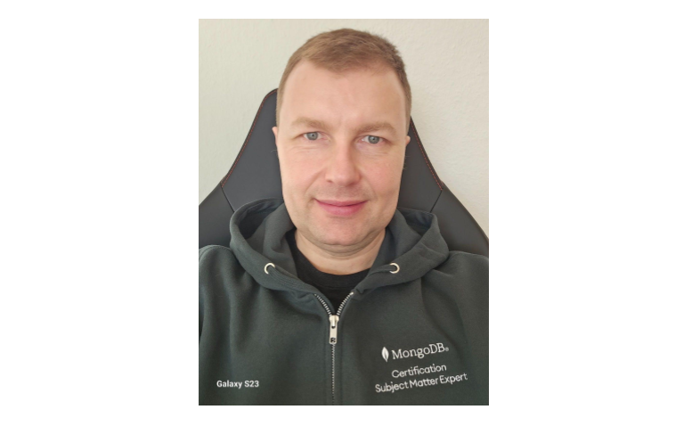 Image of Arek Borucki