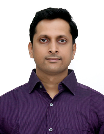 Sumit-headshot.JPG
