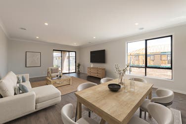 Photo of Alden 210-S23