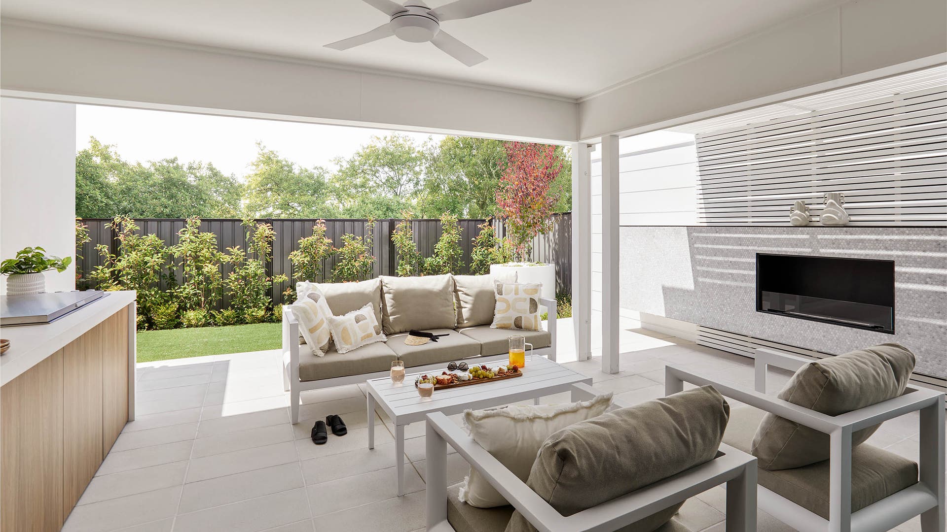 Summit 28 alfresco area on display in Craigieburn