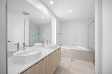 Photo of Berlin 322-D35