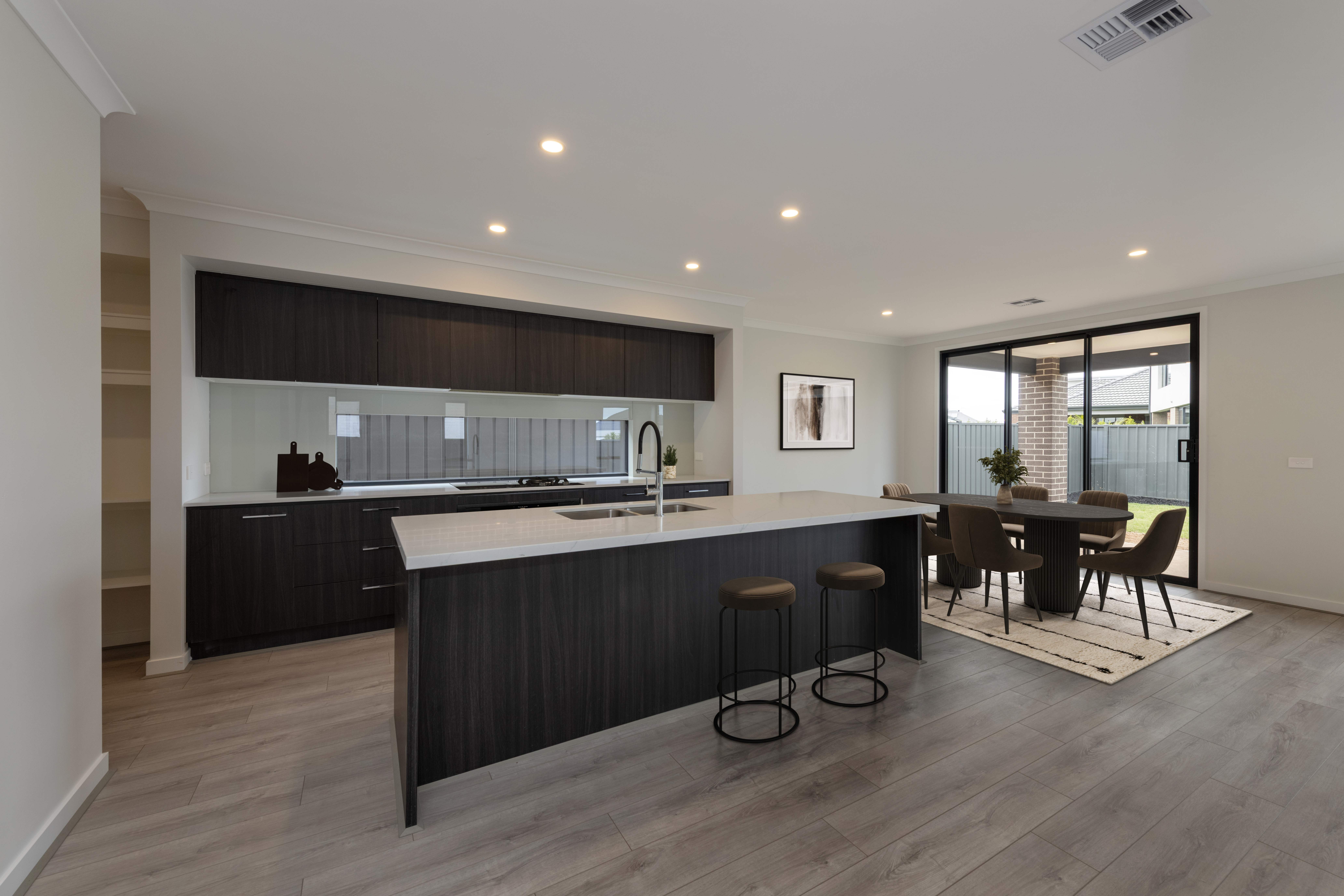 10 Liscahill Street, Woodstock - Image 1