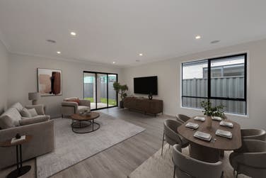 Photo of Alden 210-S23