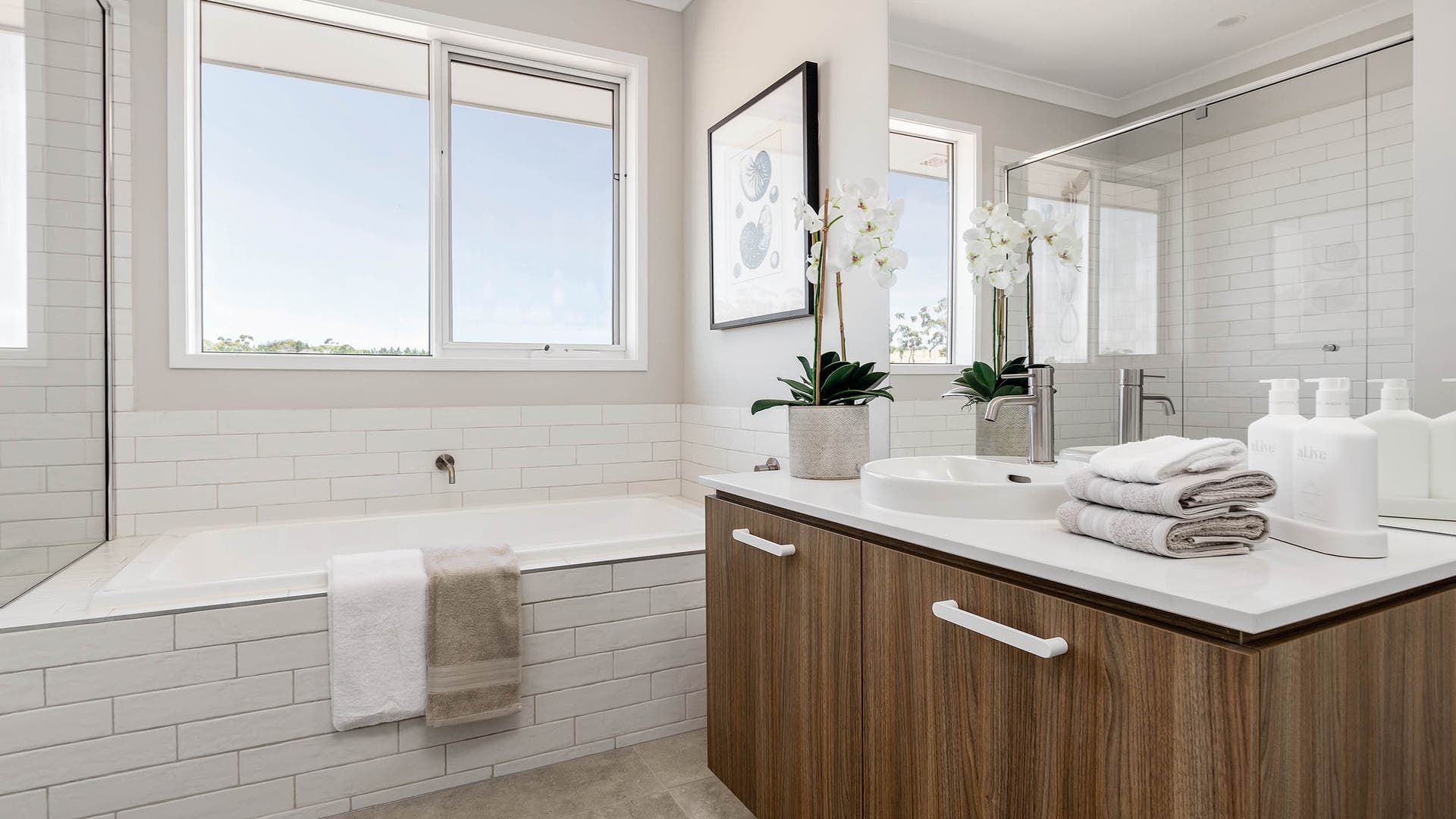 Vogue 34 bathroom