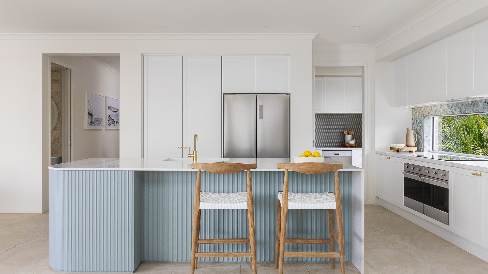 QLD_Labrador_Valletta_401-D43_Kitchen_4_2500PX.jpg