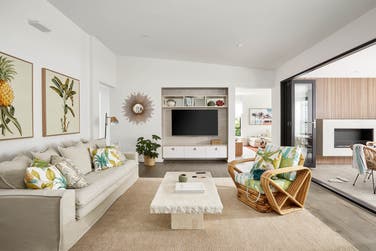 Photo of Carmelle 25