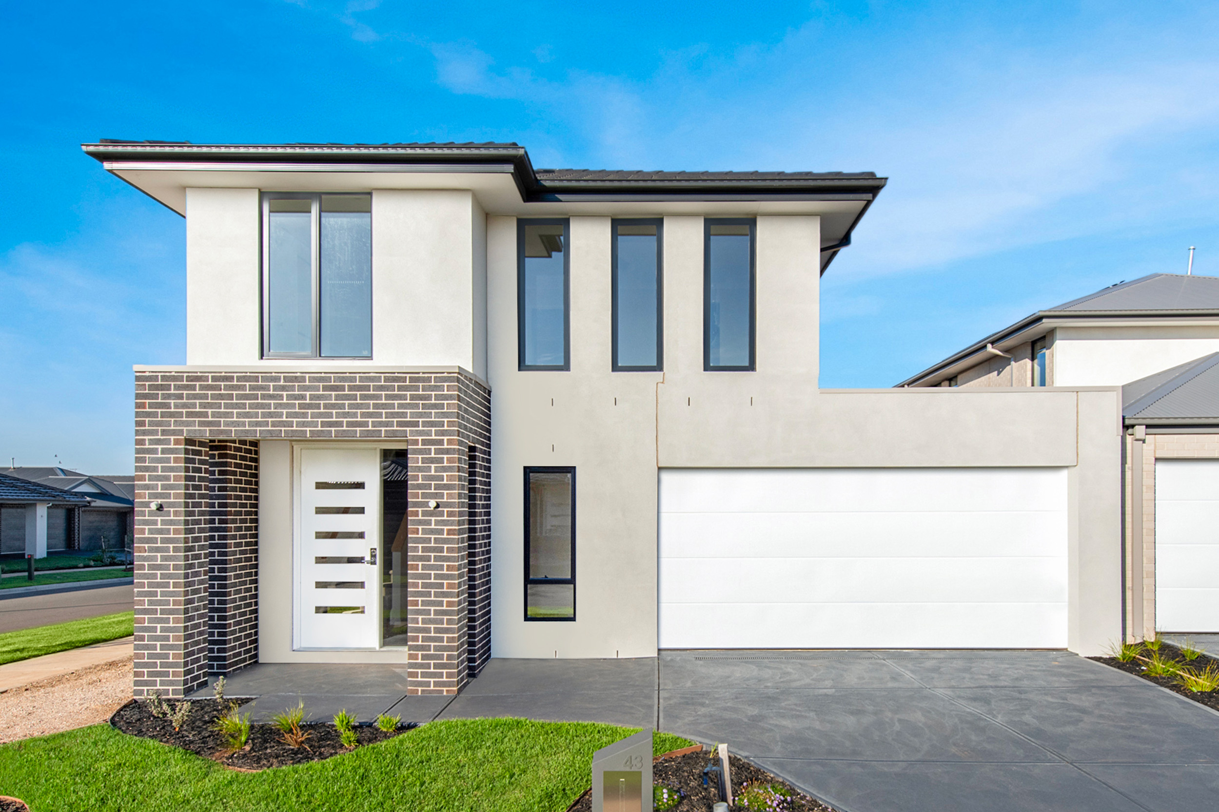43 Huntington Avenue, Bonnie Brook - Image 1