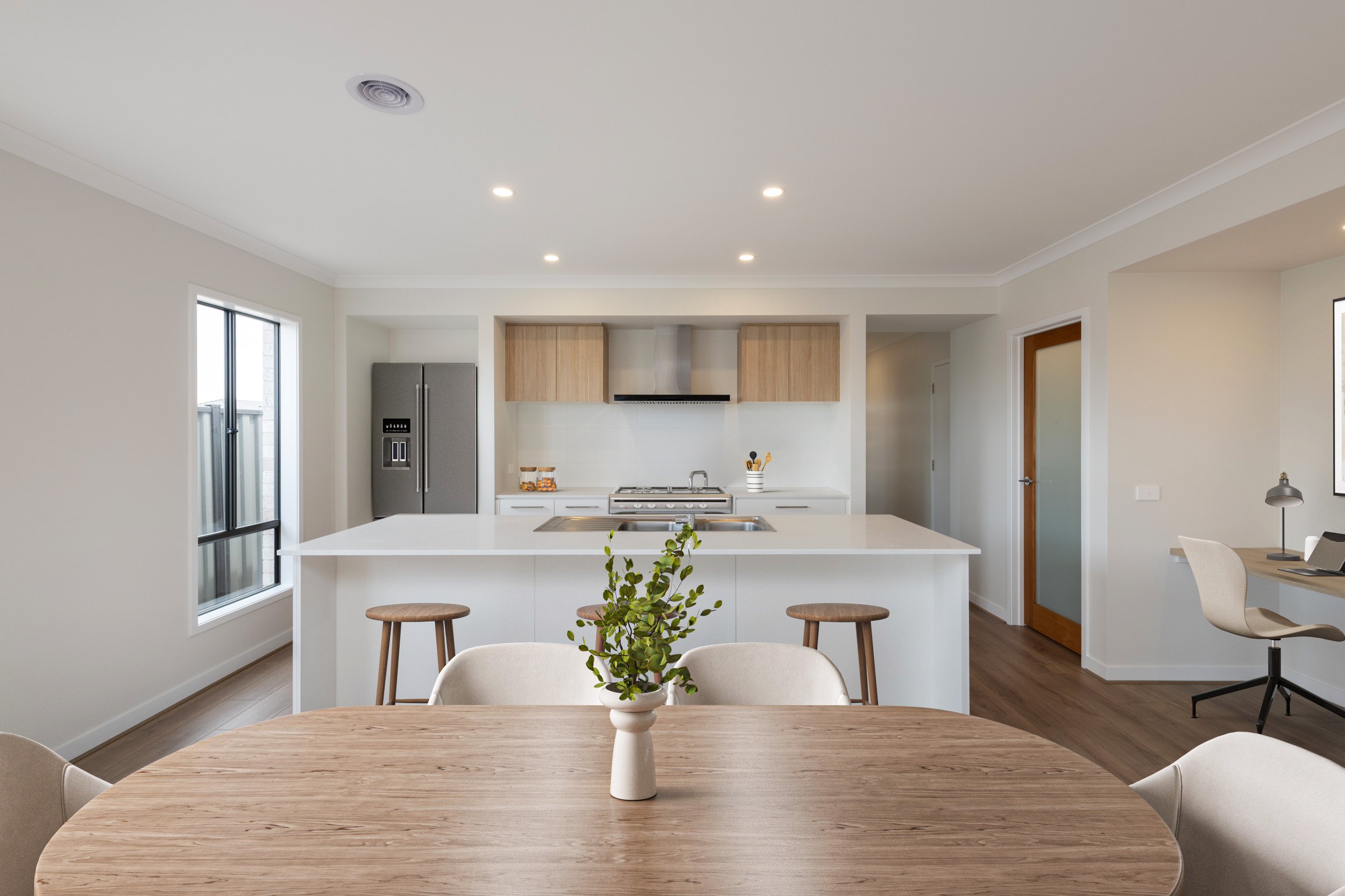 11 Taurasi Street, Fraser Rise - Image 1