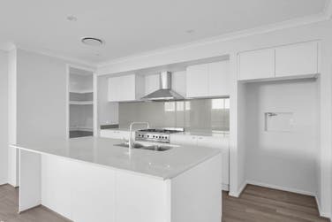 Photo of Chester 236-S25