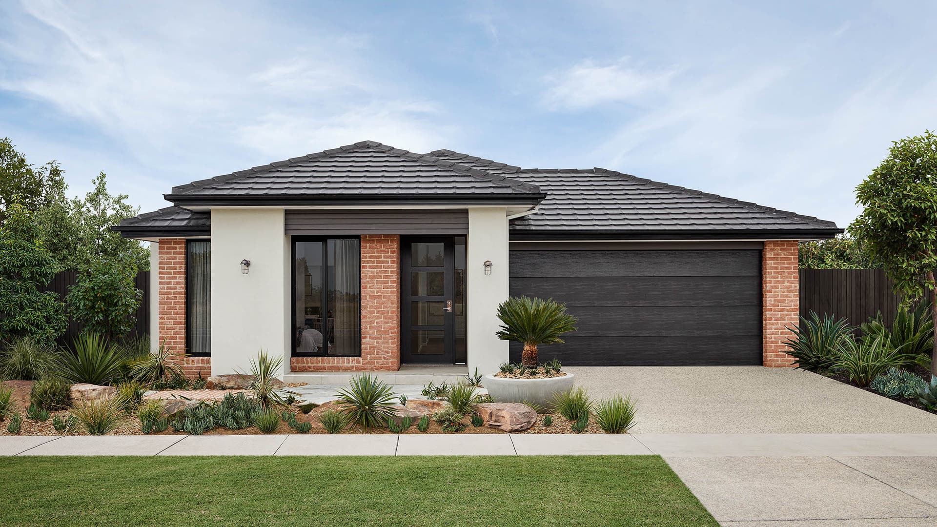 Henley Easton 22 with the Lena Façade which boasts a trendy industrial look and feel, using ‘reclaimed style’ bricks paired with high contrasting black windows.