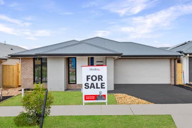 Photo of Elias 232-S25