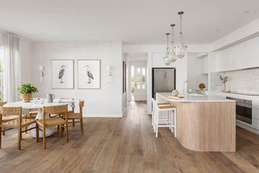 Photo of Carmelle 264-S28