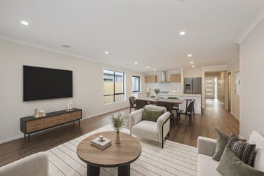 Photo of Alden 210-S23