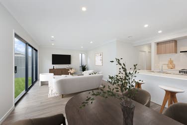 Photo of Huntington 163-S18