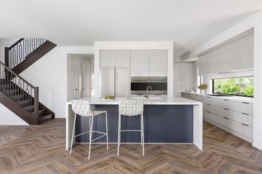 Photo of Modena 389-D42