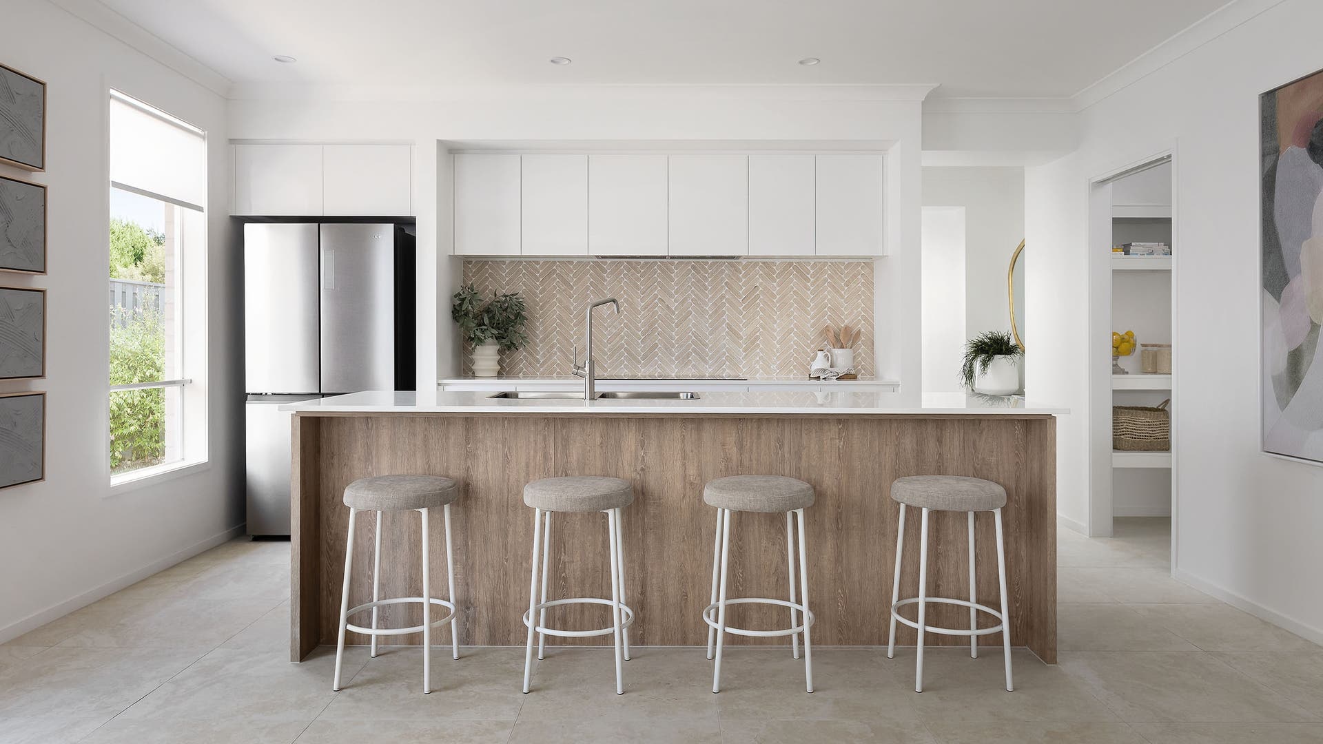 QLD-SpringMountain-Vivian-220-S24-Kitchen3-2500PX.jpg