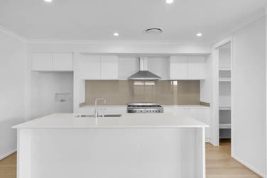 Photo of Chester 236-S25