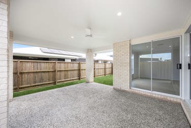 Photo of Berlin 322-D35