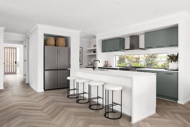 Photo of Amelie 311-D33