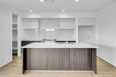 Photo of Chester 236-S25