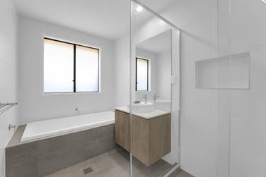 Photo of Marlo 230-S25