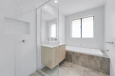 Photo of Mia 249-S27