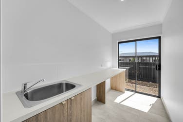 Photo of Valentine 278-D30