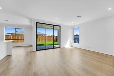 Photo of Valentine 278-D30