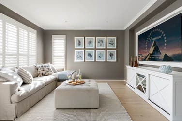 Photo of Trinity 390-D42