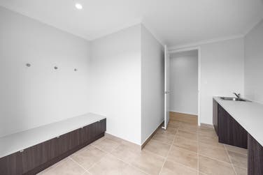 Photo of Morocco 329-D35