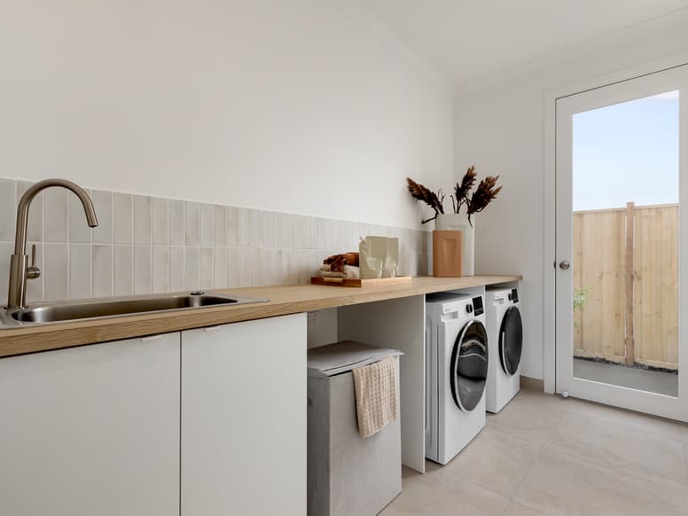Halcyon large multigenrational floorplan | Henley Homes