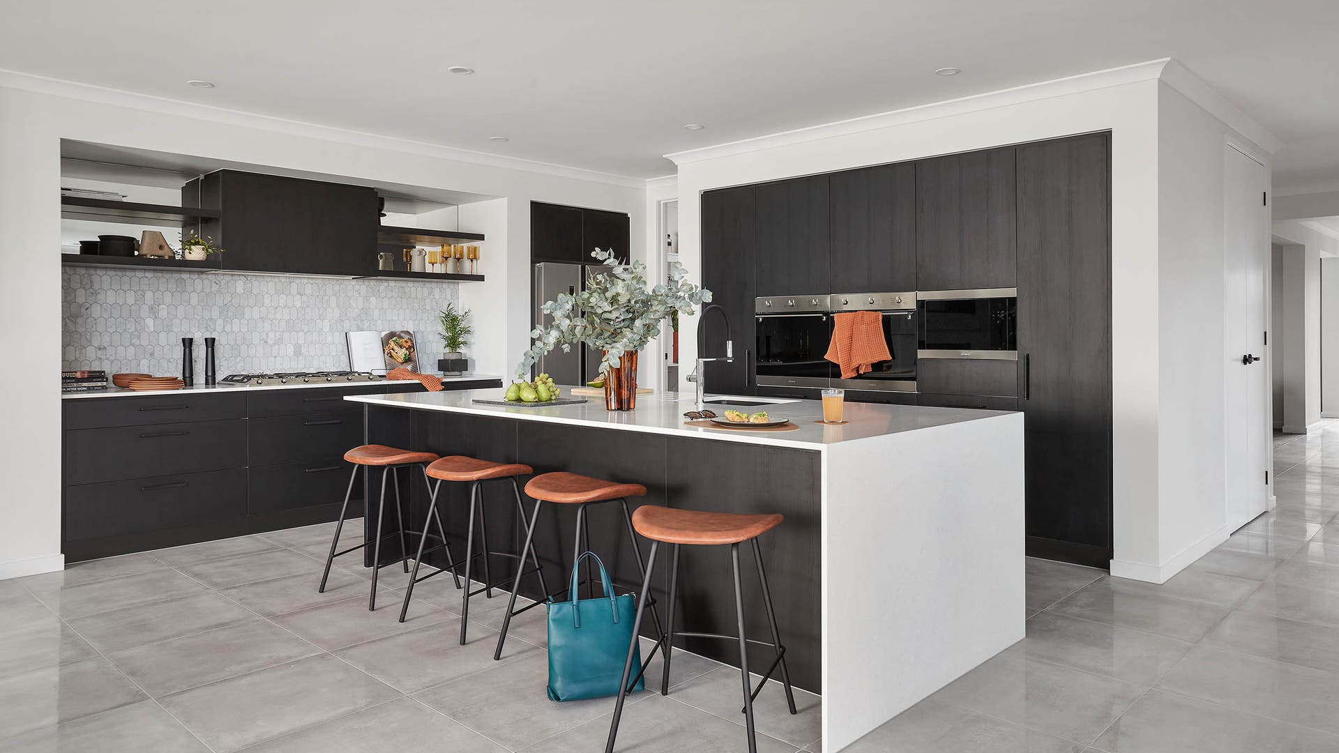 Double Storey Sahara 40 on display in Lara kitchen