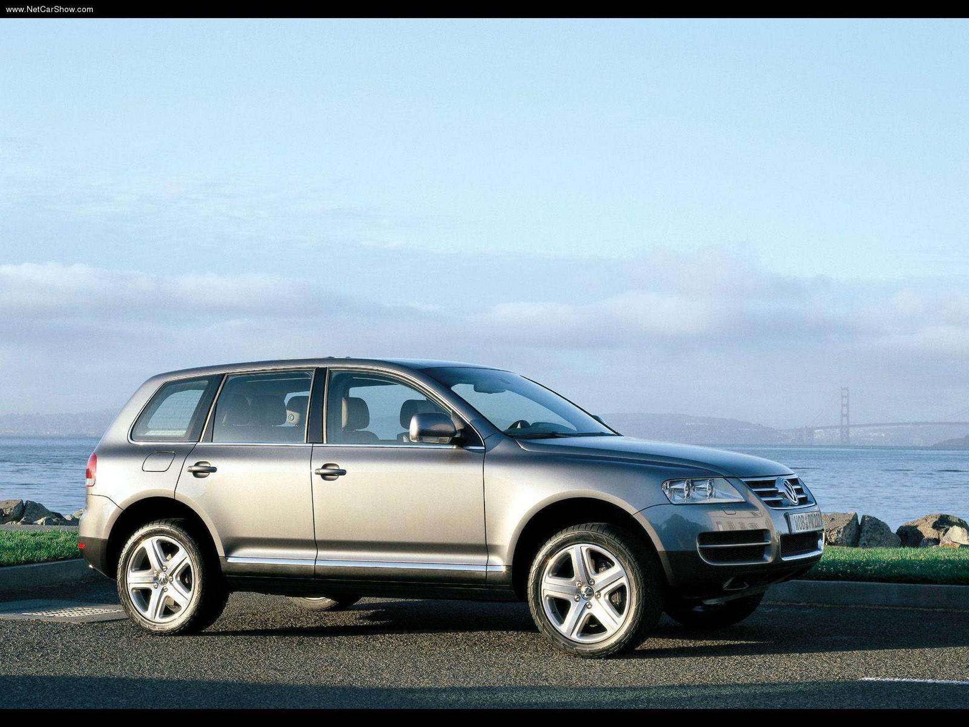 Volkswagen-Touareg-2003-HD-front-three-quarter.jpg