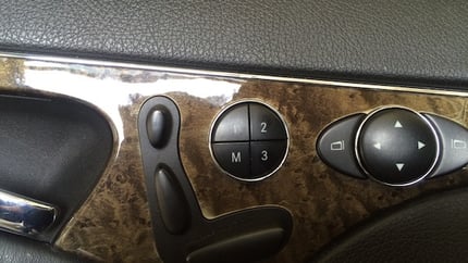 How to Replace a Seat Memory Switch in an E-Class (W211/W219)