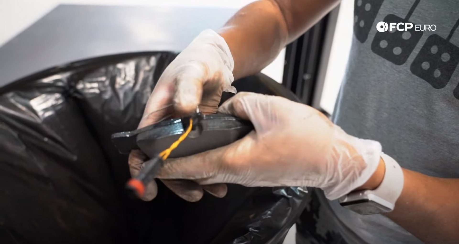 DIY Mercedes W211/212 Rear Brake Job installing the pad wear sensor