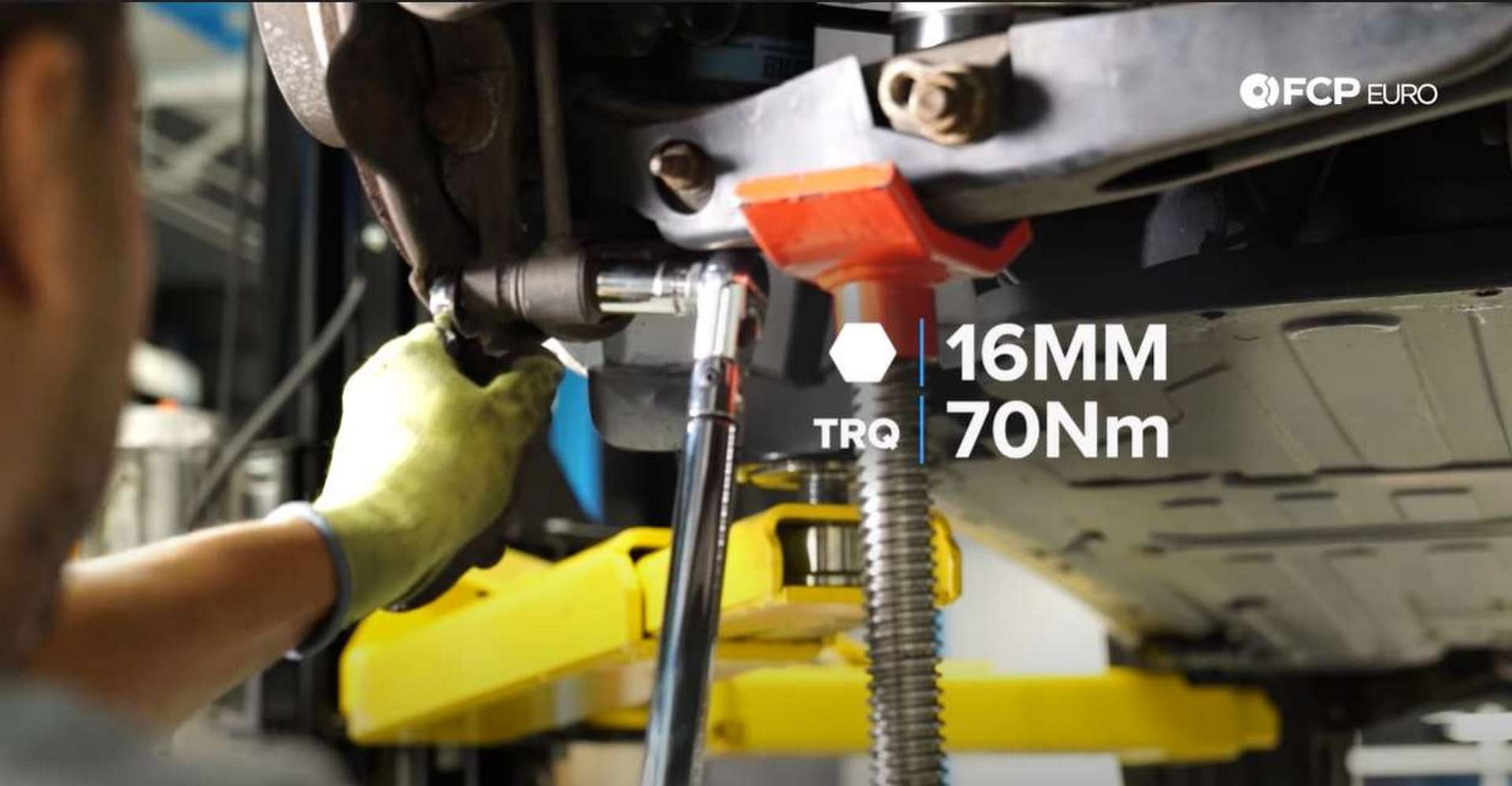 DIY Mercedes AIRMATIC Spring Replacement torquing the swaybar's endlink bolt