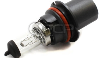 How to Replace RWD Volvo Lightbulbs