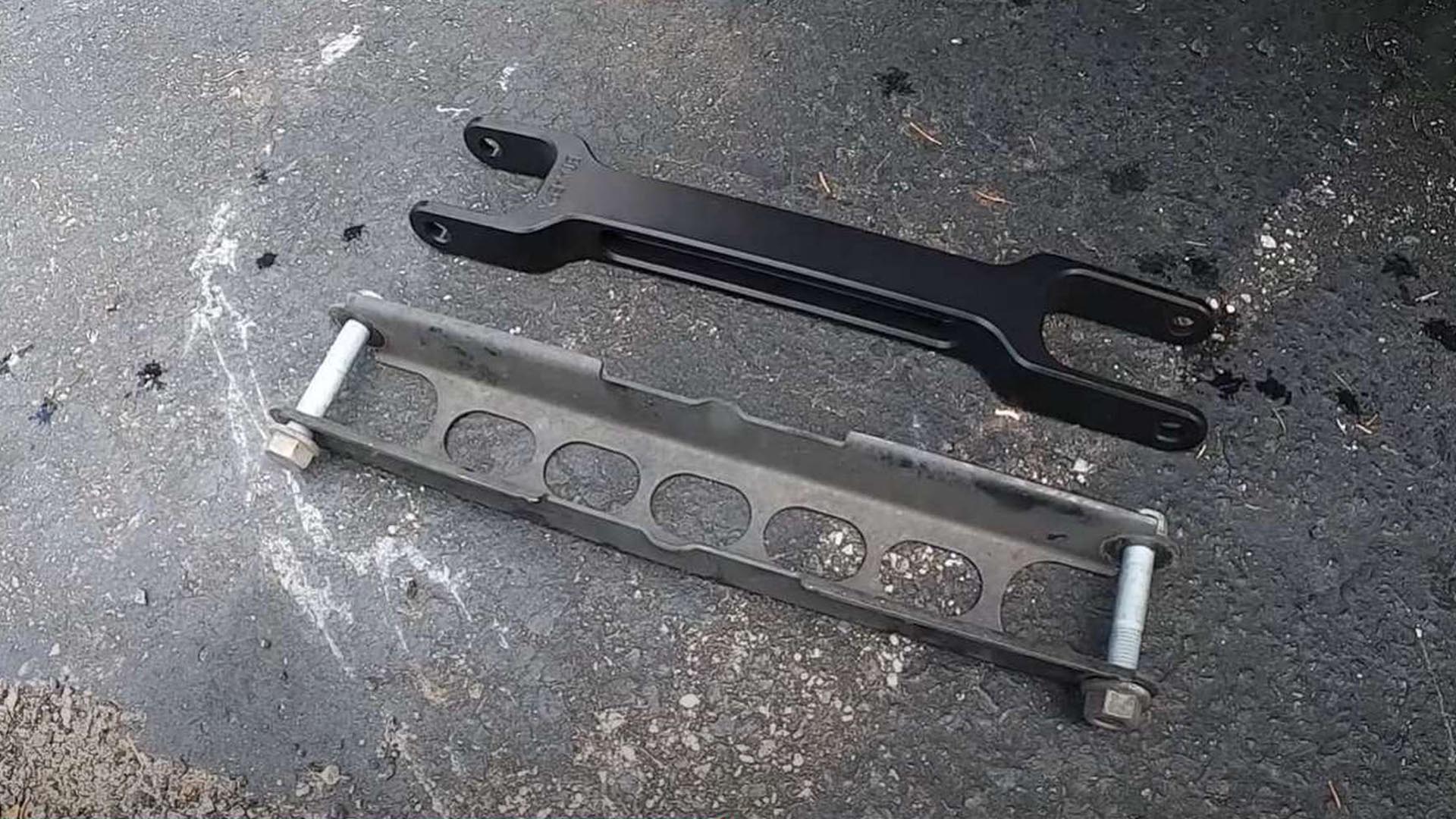 How To Replace/Upgrade BMW E90 Rear Trailing Arms (BMW E90, E82, E84) FCP Euro