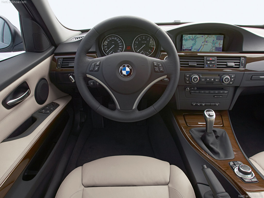 BMW-3-Series-2009-1024-13