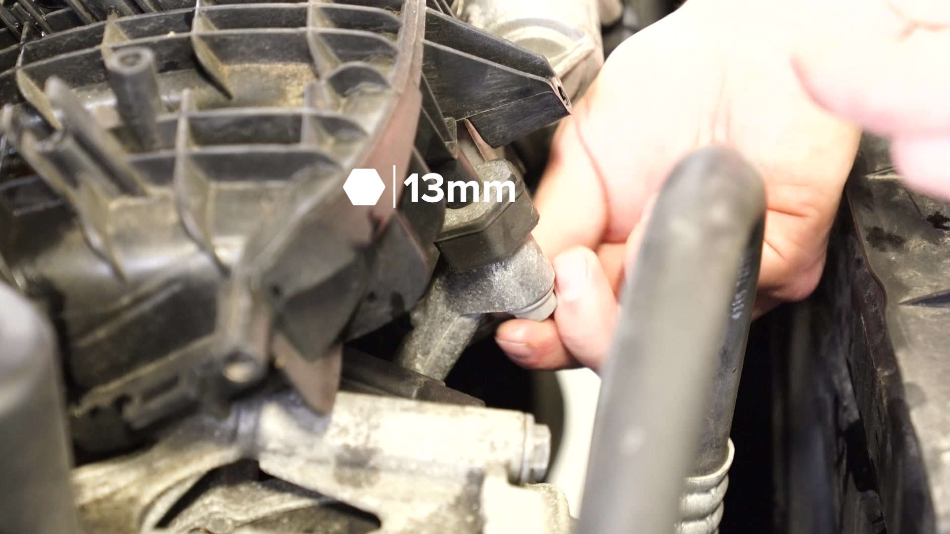 21-vw-mk7-manifold-removal-intake-manifold-bracket-13mm