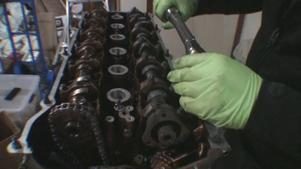 How To Install Camshafts On A BMW M50/S50 Or M52/S52 Engine