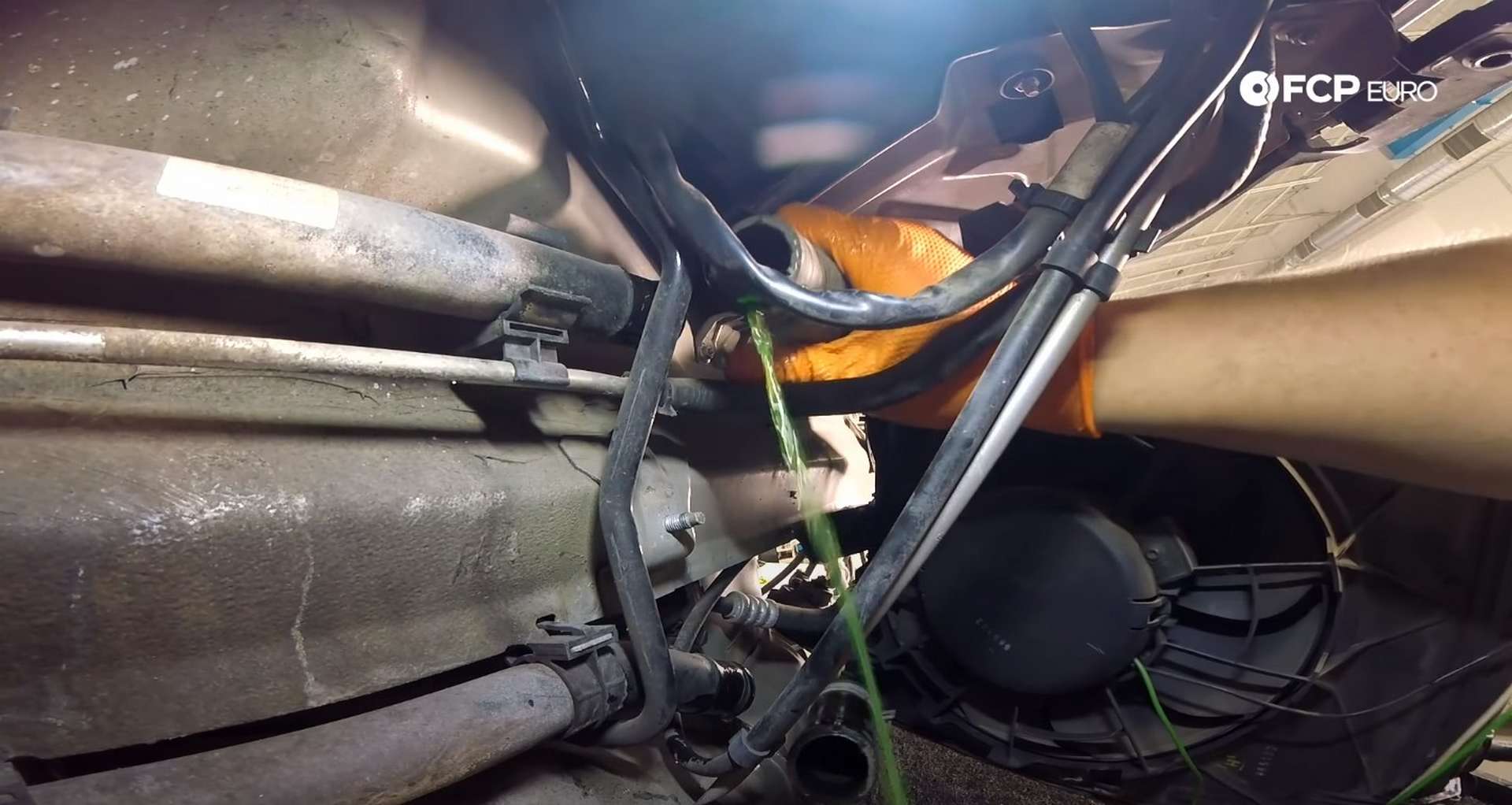 DIY Porsche 996 Radiator Replacement removing the coolant hoses