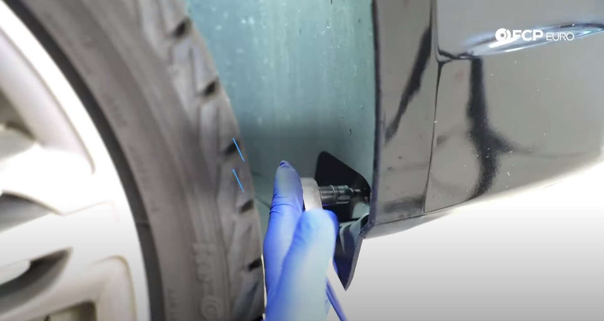 DIY Audi B8.5 Water Pump and Thermostat Replacement removing the bumper fastener