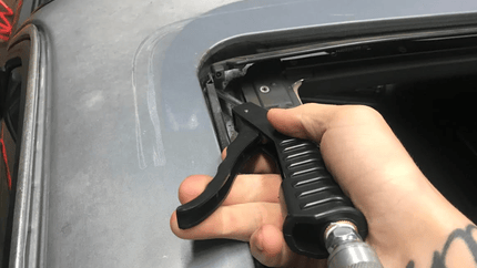 How To Clean Out + Replace The Sunroof Drain Port On A BMW E30